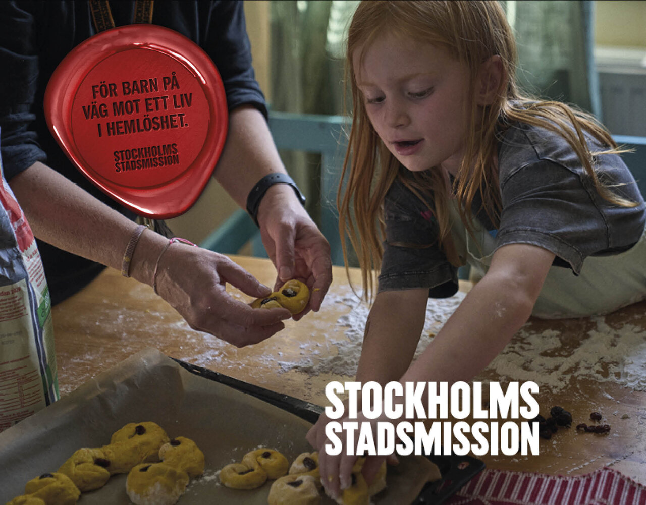 I jul stöttar vi Stockholms Stadsmissions arbete för barn som riskerar ett liv i fattigdom och hemlöshet.